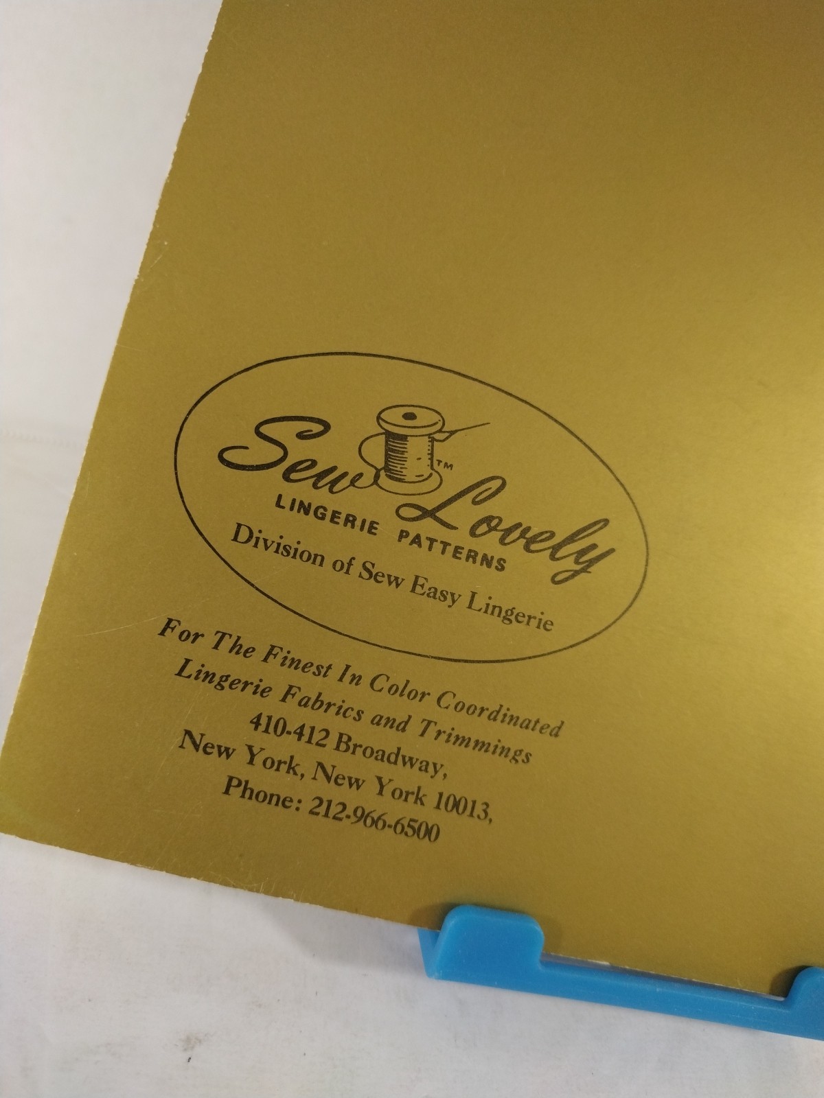 Sew Lovely Lingerie by Laverne Devereaux GIRDLE & BRA Sewing Techniques BOOK 70s