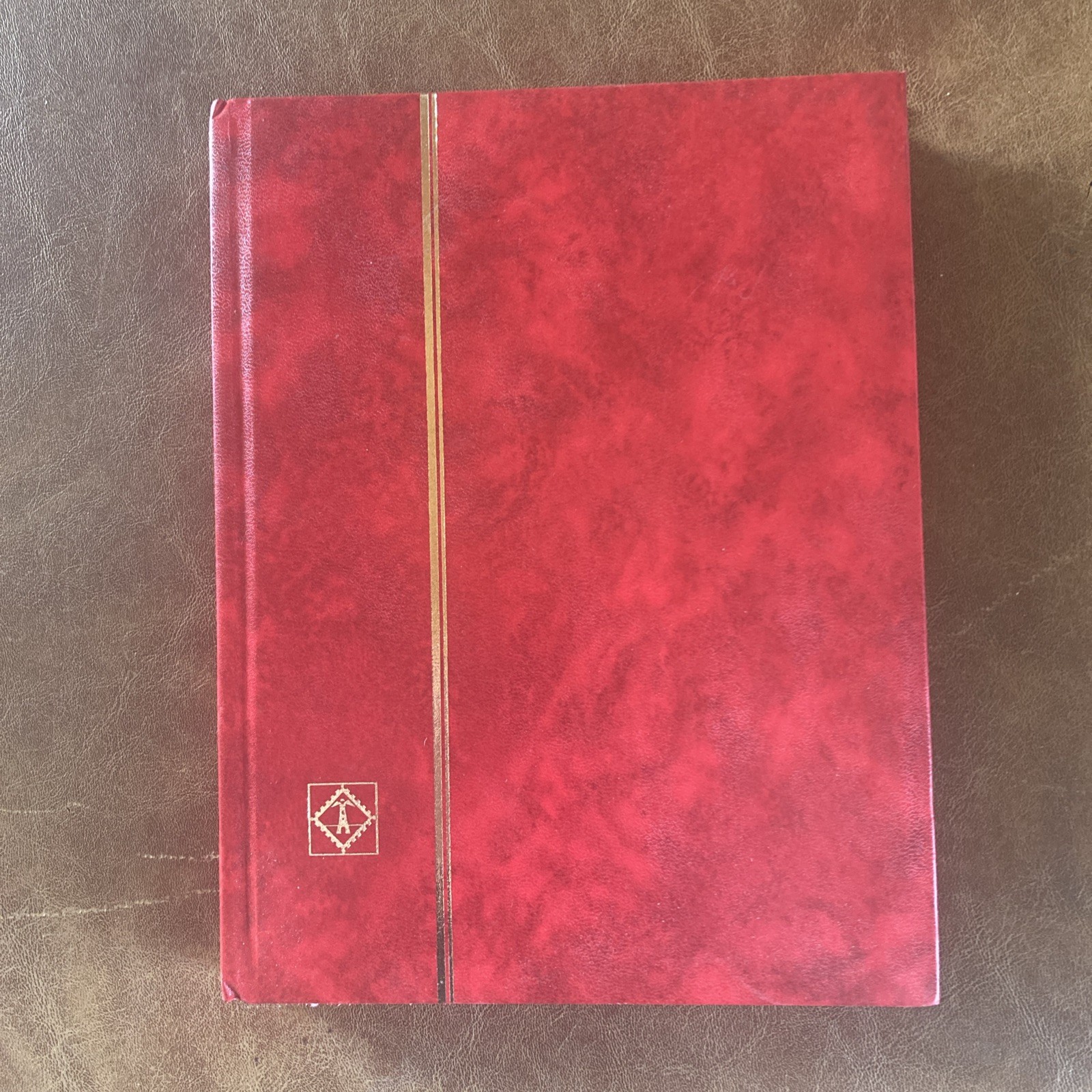 Lighthouse 32 Page Hardcover Stockbook (6 1/2" X9") Red - LS2/16 Free Shipping