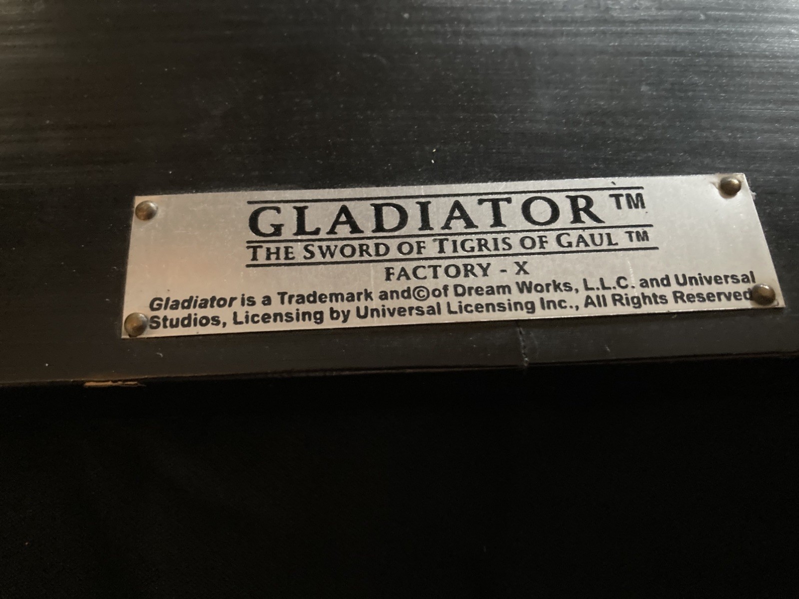 Gladiator Tigris of Gaul Sword x Dreamworks 2000W/ Stand Replica Please