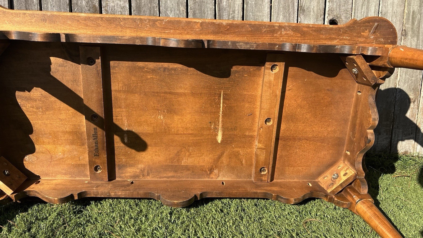 Vintage Mid Century Maple 1776 Porringer Country French Ethan Allen Coffee Table