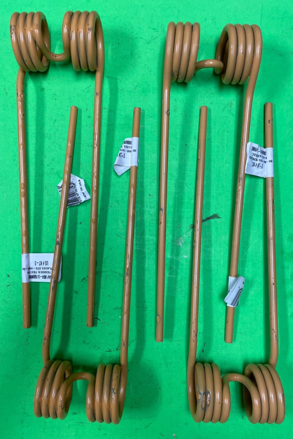 4 Teeth for John Deere 752/754/756 & Frontier TD1123 Tedders ES10525 KN57609000