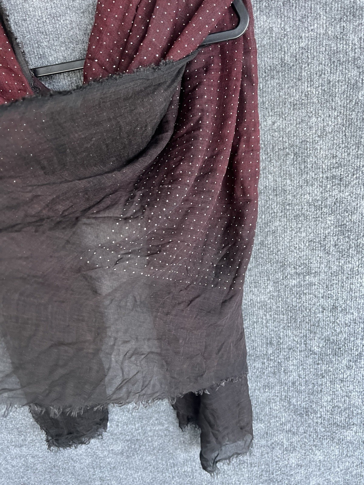 Avant Toi embellished with small silver dots Scarf Ombre Red Black Large 72X57”