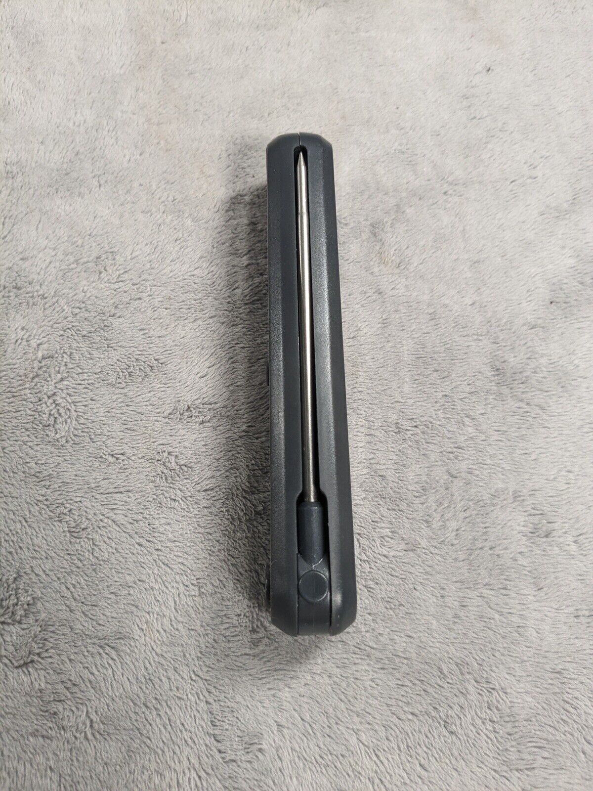 Digital Meat Thermometer Slick Design Black & Silver Takes Batteries