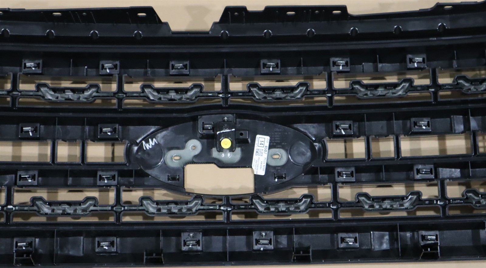 OE 23-26 Super Duty Front Grille BLACK APPEARANCE PACKAGE Blacked-Out PC3Z8200KA