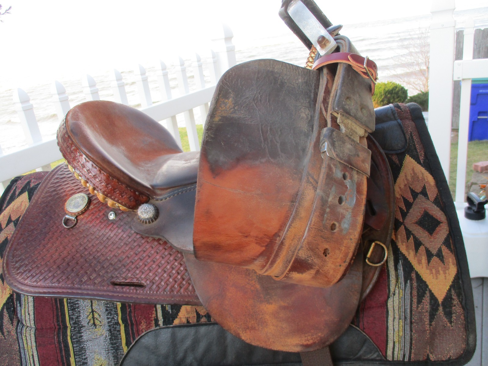 15'' FQH BARS #425 DAKOTA SADDLERY WESTERN BEAR TRAP BARREL SADDLE