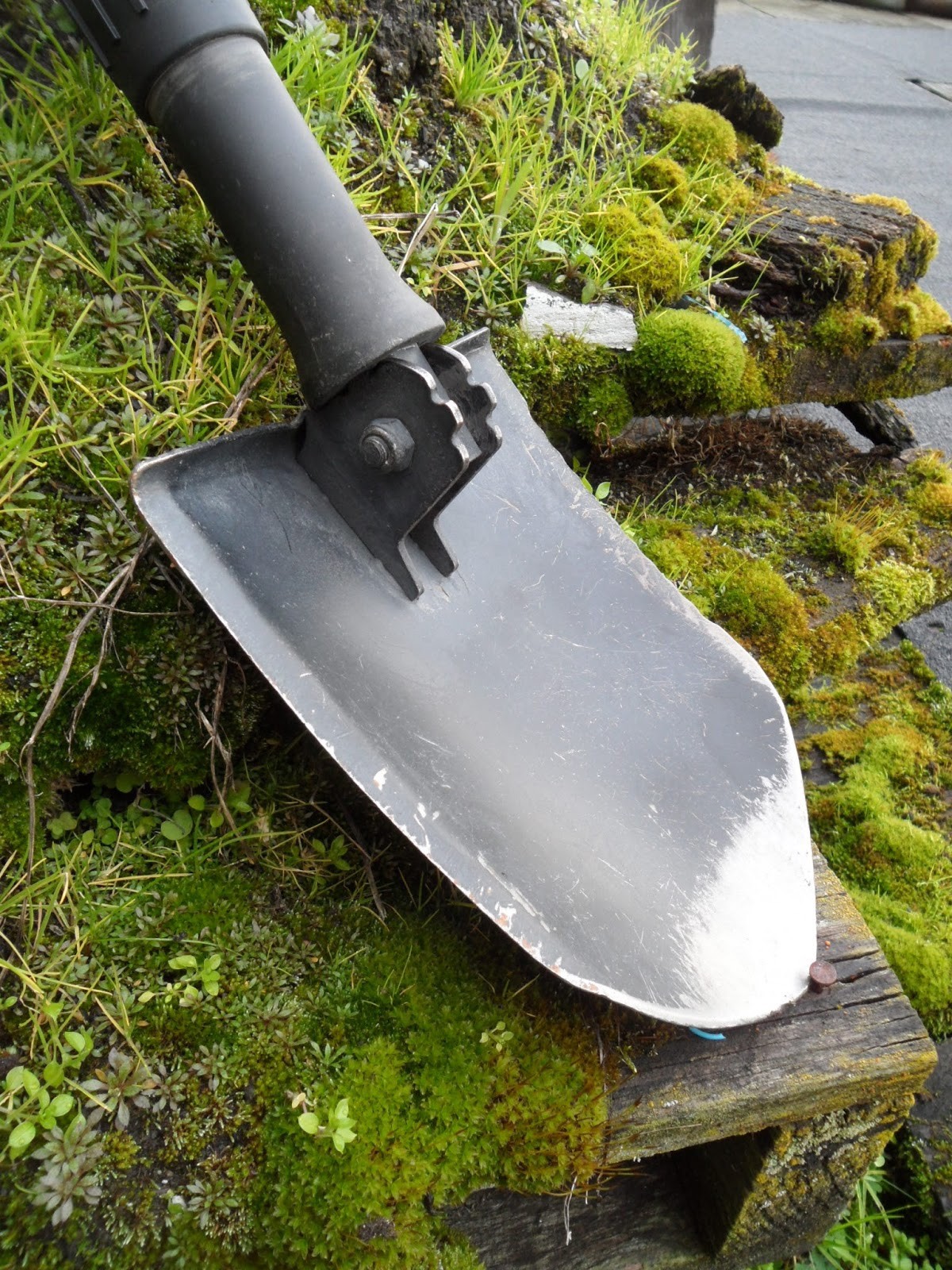 USGI Military GERBER E TOOL ENTRENCHING TOOL SHOVEL w NEW ACU COVER CARRIER