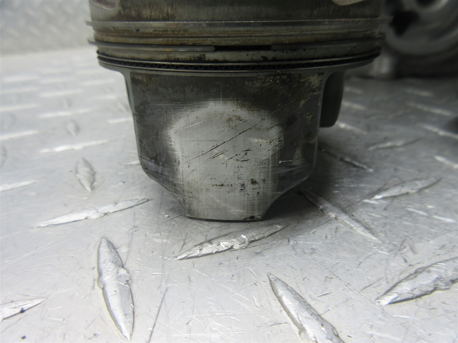 2000 00-01 Honda CBR929RR CBR 929RR CBR900RR Crankcase Case Engine Block Piston