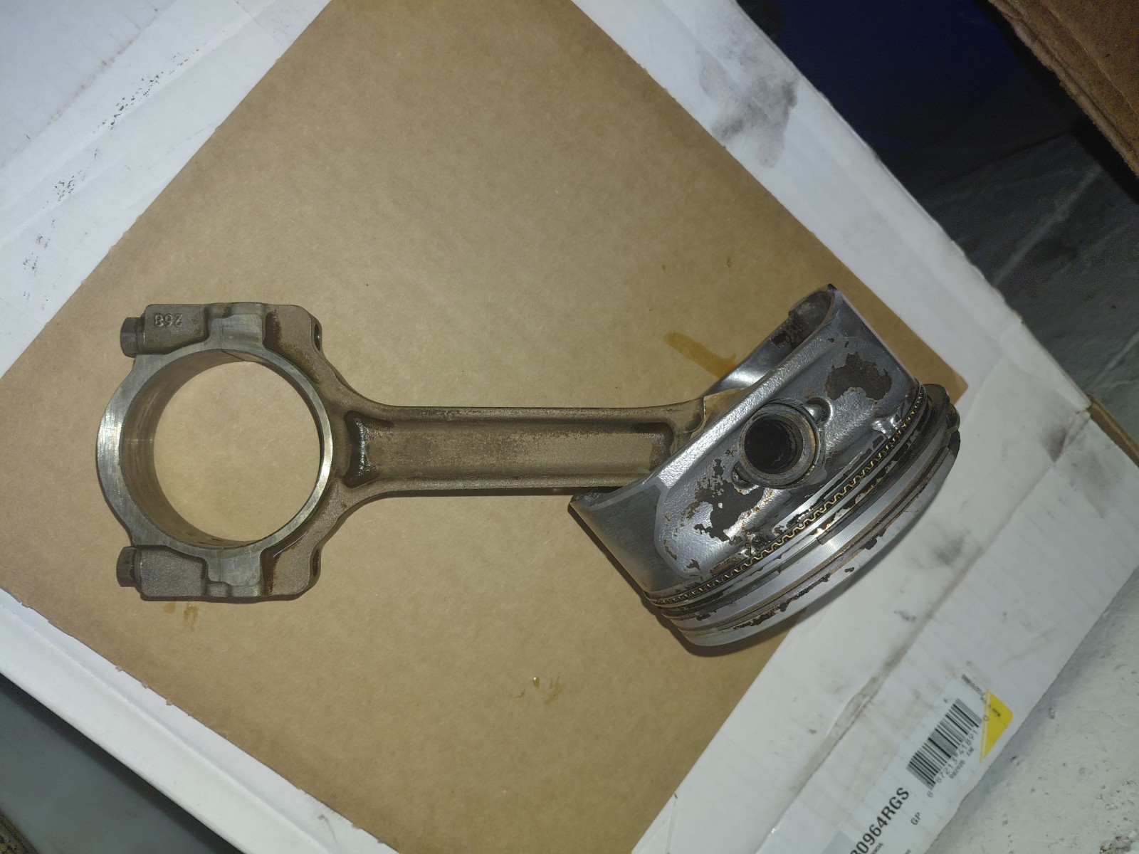 6.2 LS Connecting rod and piston gm chevy Chevrolet Cadillac buick
