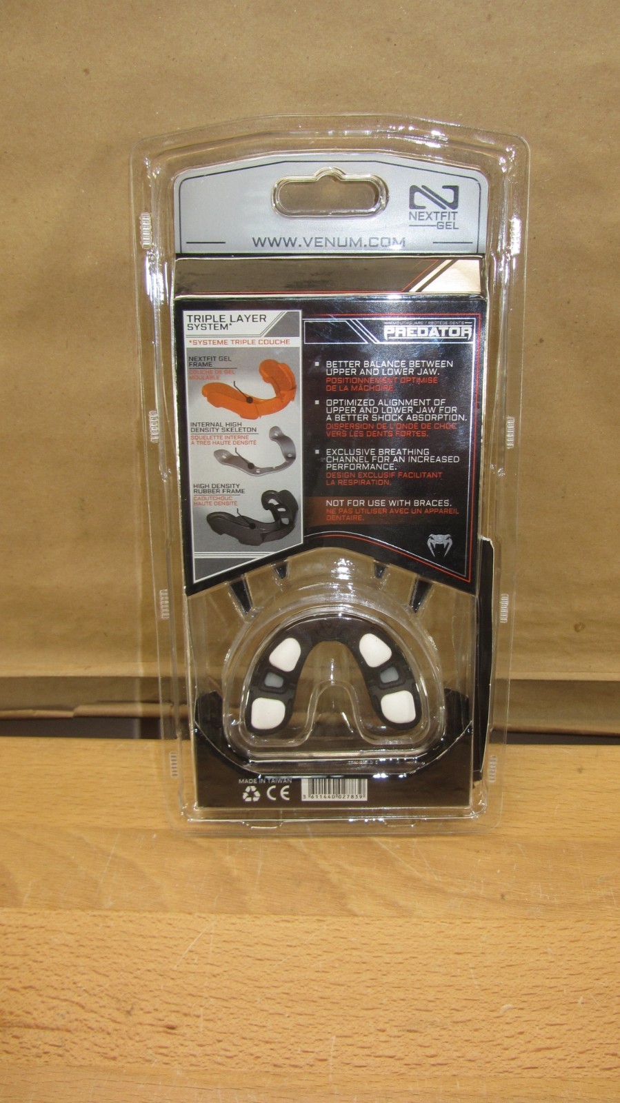 Venum Predator Mouthguard with Case - Black/White