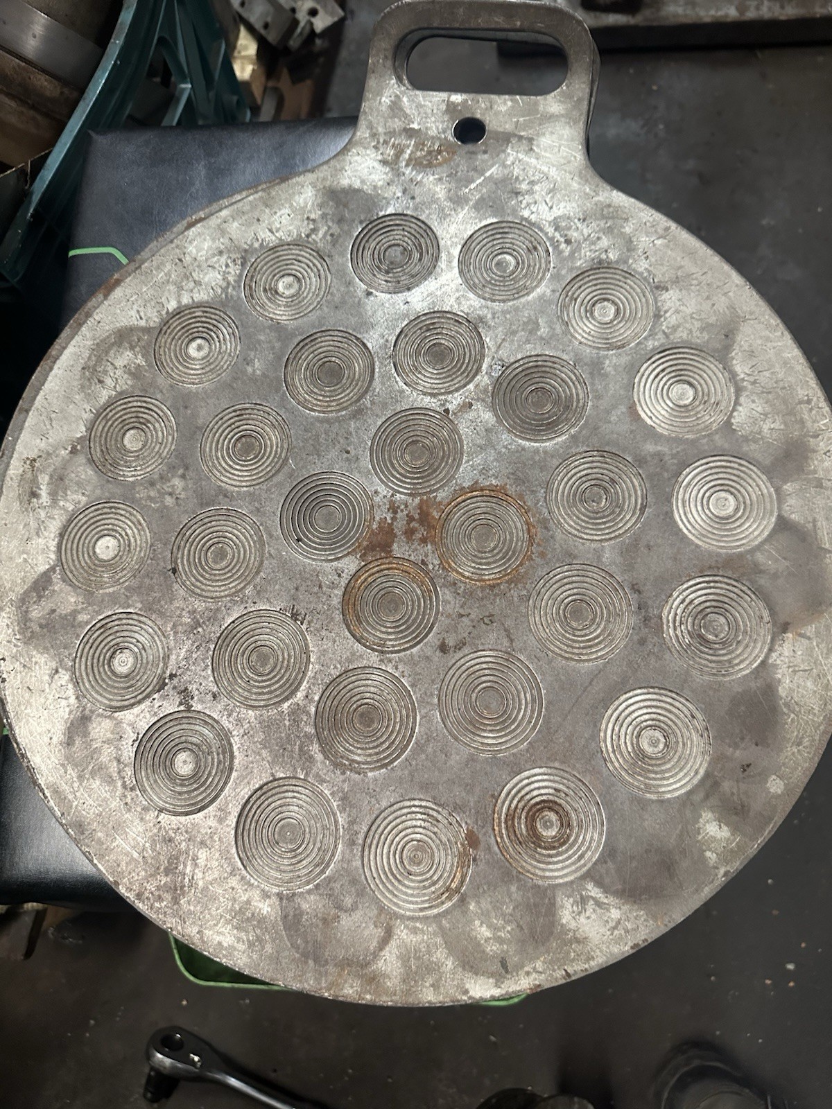 Fortuna Dough Rounder Plates 30 Parts