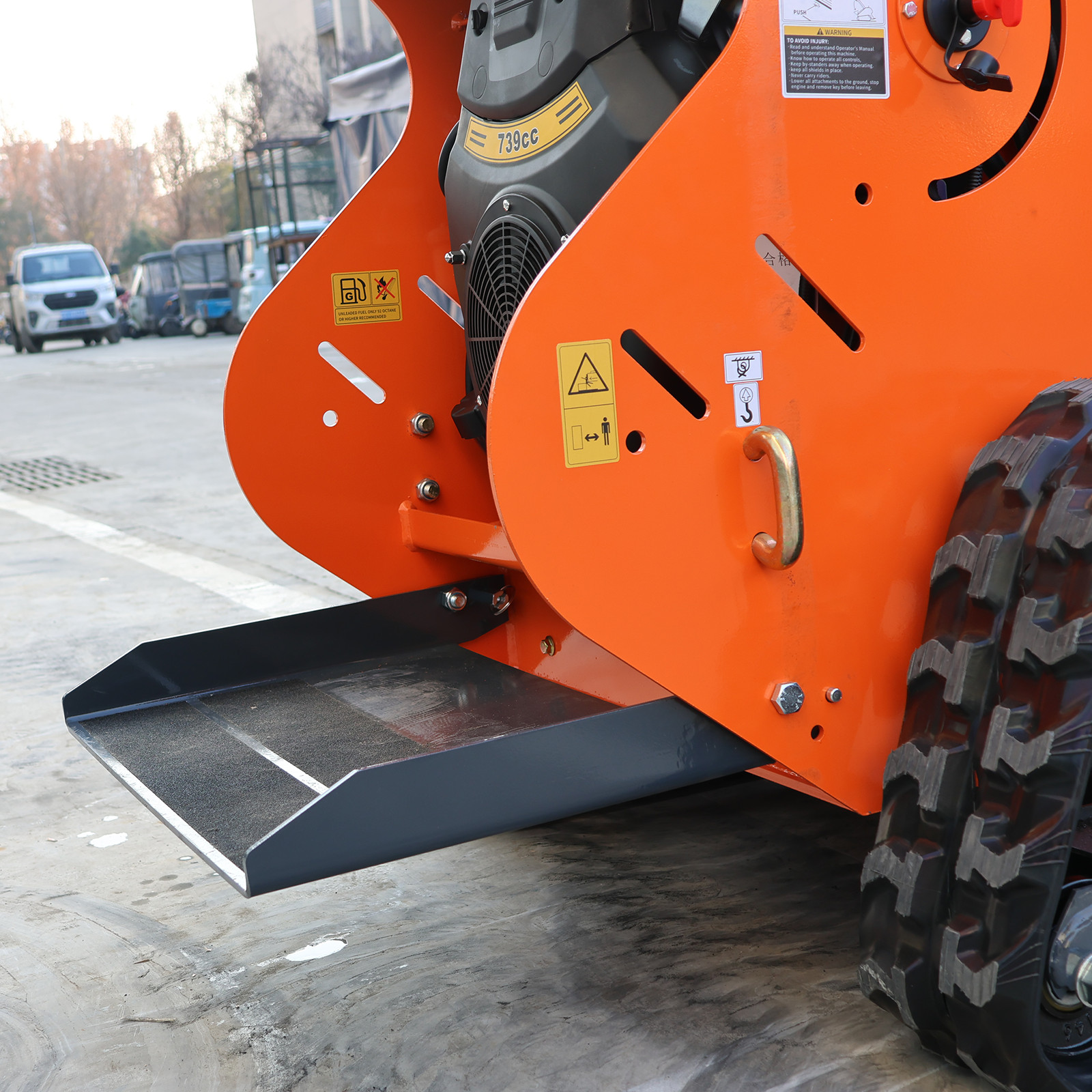 24HP Mini Skid Steer Loader 2-Cylinder Engine with Pallet Fork