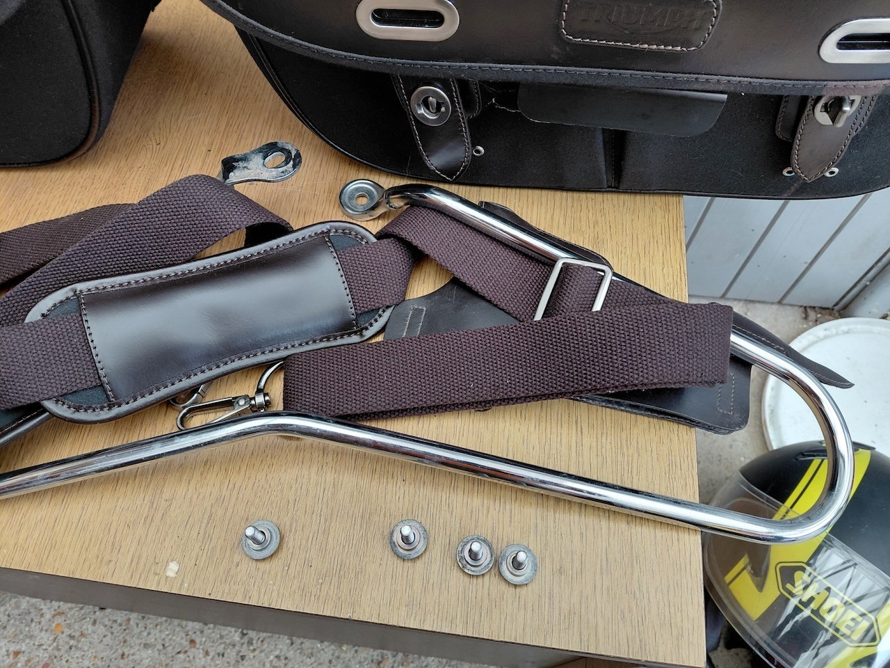 Triumph Bonneville T120 T100 Leather Waxed Luggage Panniers + Rails Brown