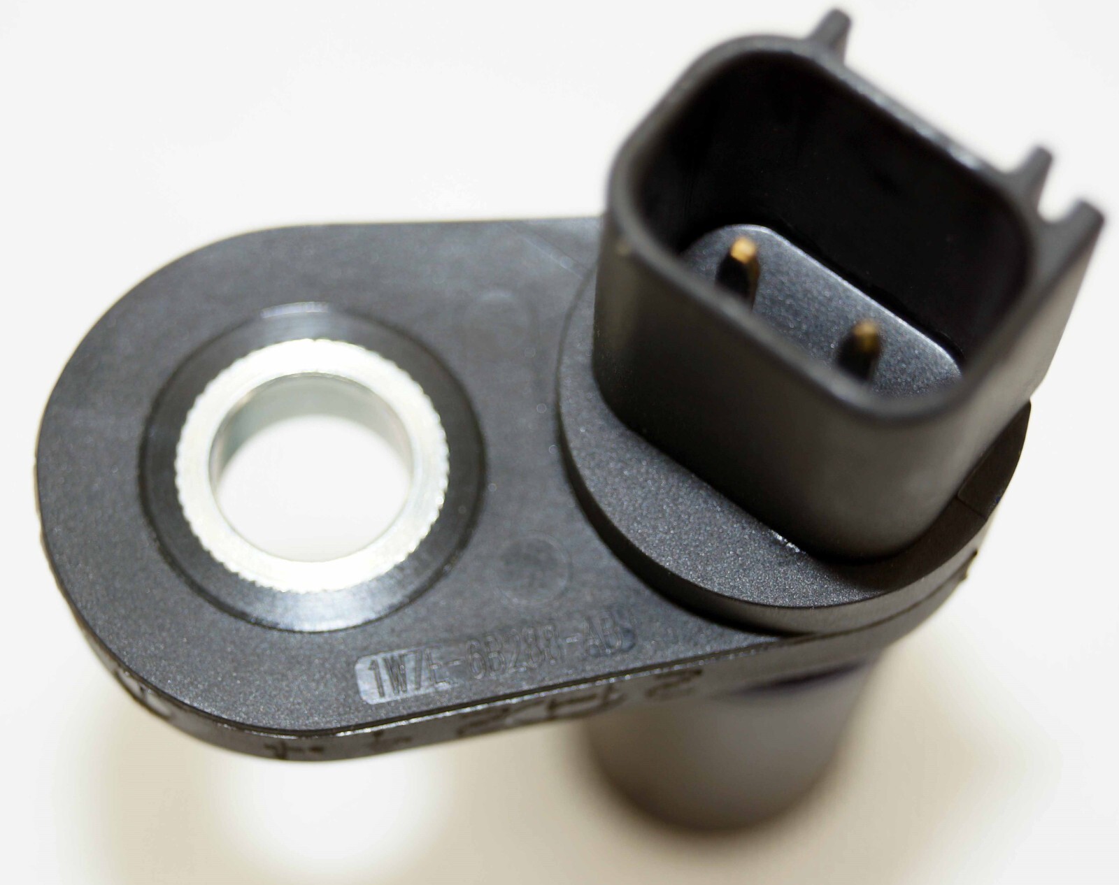 Genuine OEM Motorcraft DU70 Engine Camshaft Position Sensor Ford 1W7Z6B288AB