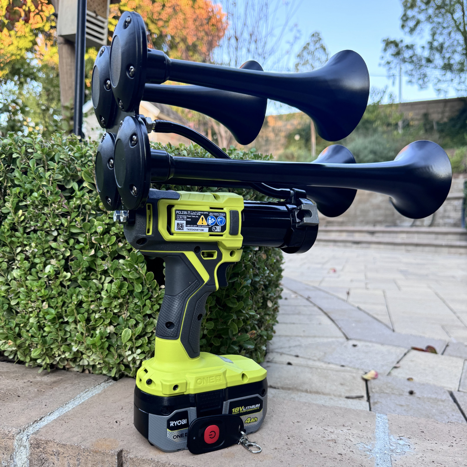 Ryobi 18V Quad Train Horn | Black Metal Horns + Extended Remote Control