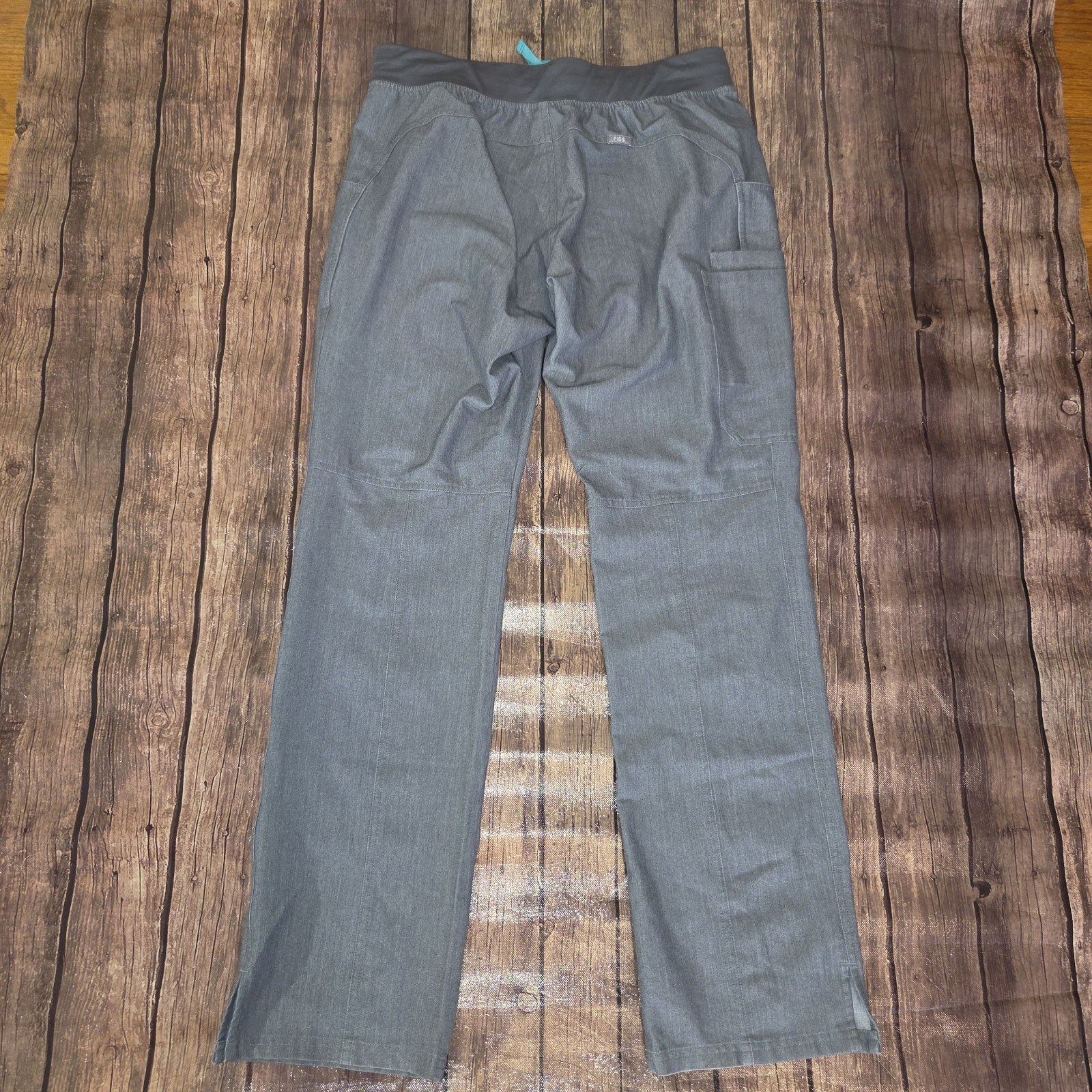 FIGS Kade Cargo Scrub Pants Womens MT Tall Graphite Gray FIONx Medical Work