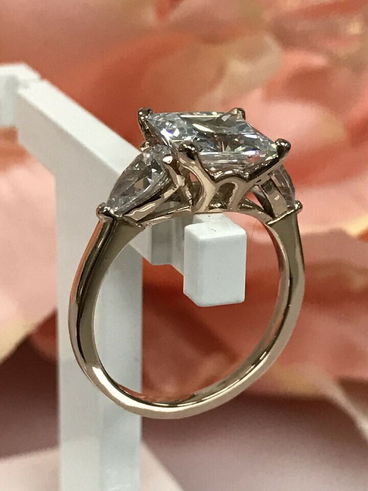 4.00 Ct Princess Cut Moissanite Three Stone Engagement Ring 14K Yellow Gold
