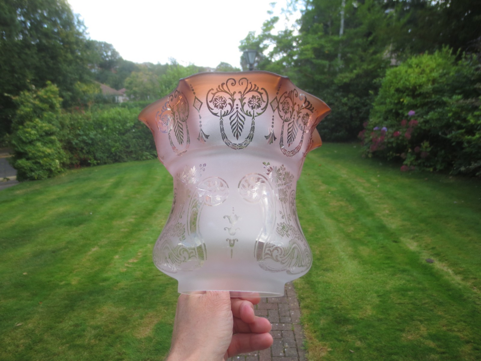 ORIGINAL ANTIQUE TALL GLASS DUPLEX ACID ETCHED TULIP OIL LAMP SHADE