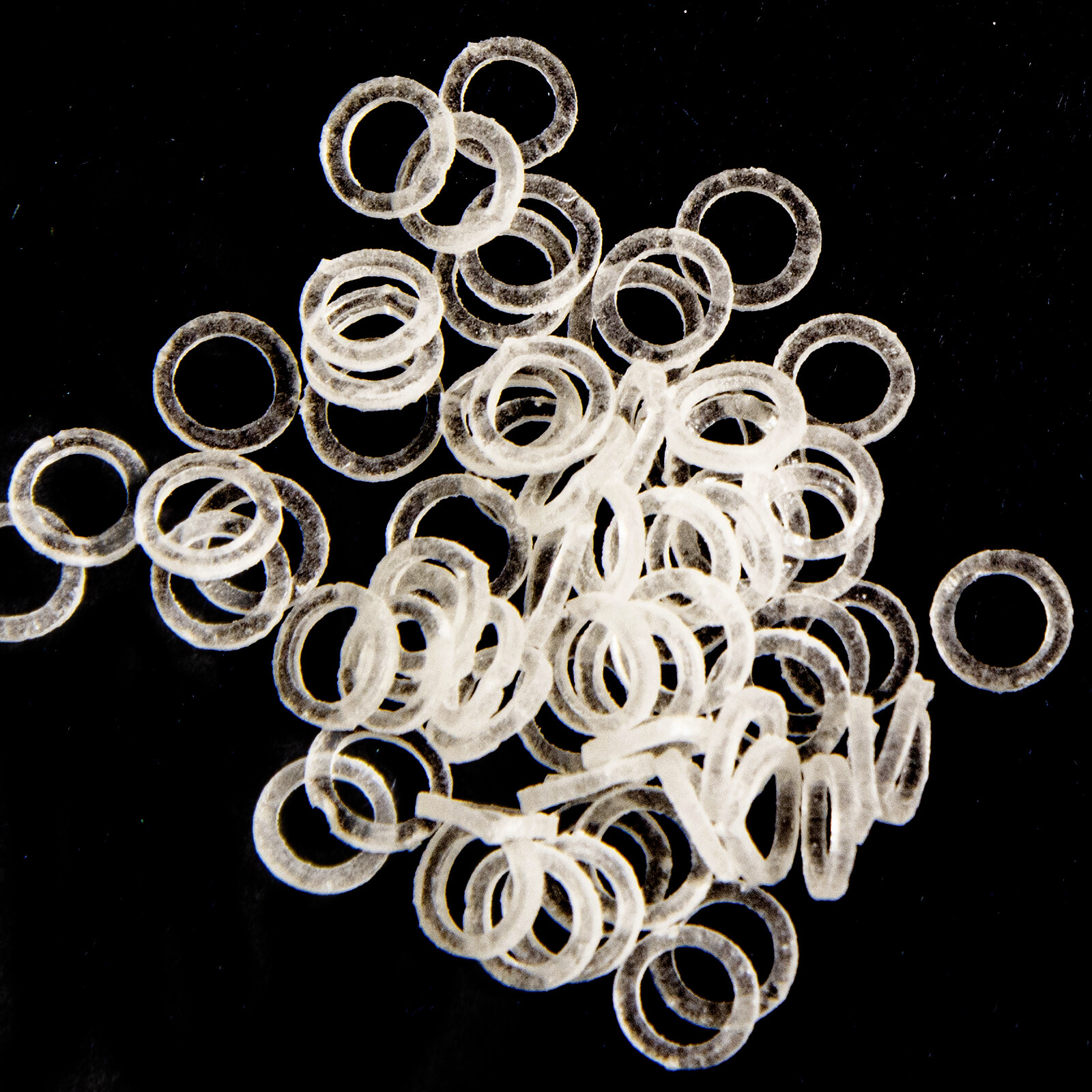 Close Teeth Gaps Orthodontic Intraoral Elastic Bands Latex-Free Made In USA