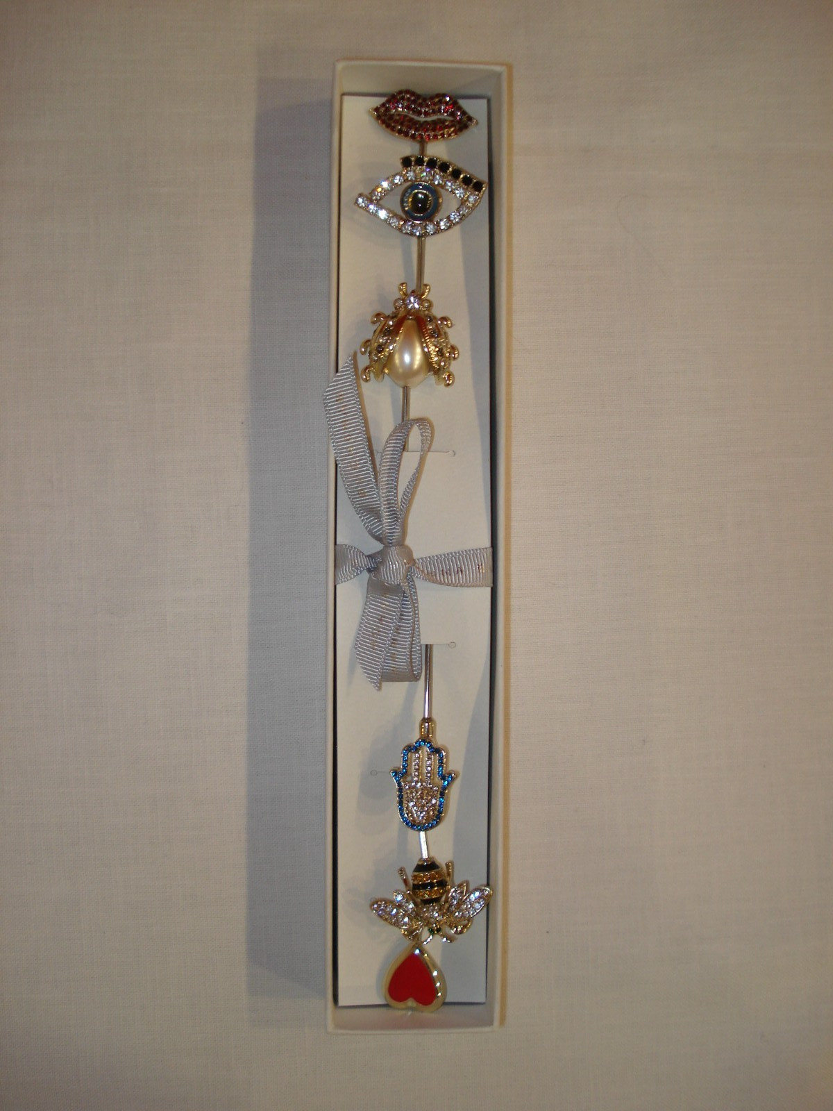 JOANNA BUCHANAN SIX ASSORTED RHINESTONE LUCKY CHARM COCKTAIL PICKS-NEW IN BOX