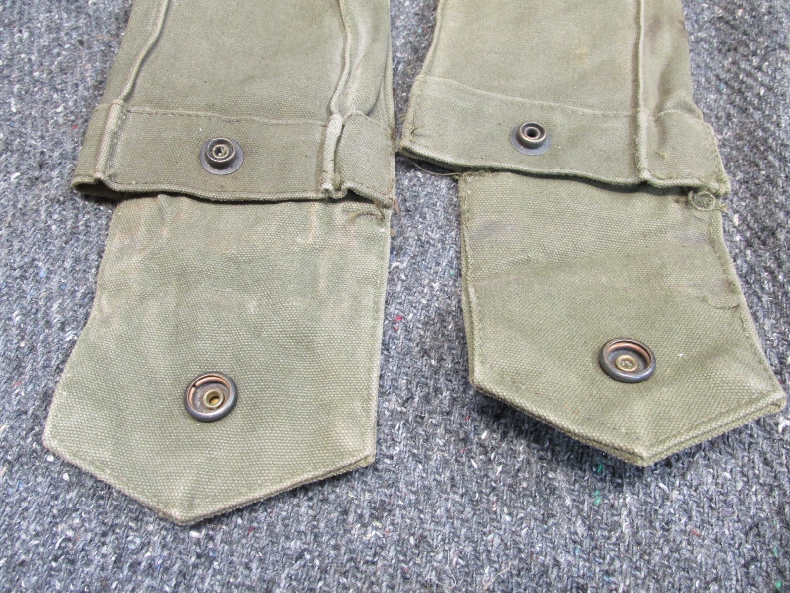 PAIR OF VIETNAM WAR ERA USGI M-FOURTEEN RIFLE SINGLE POCKET MAGAZINE POUCHES