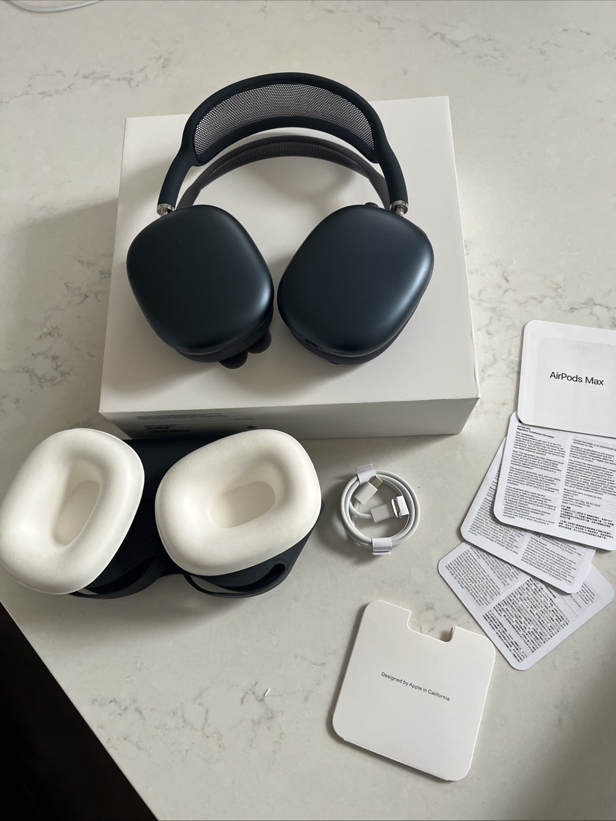 AirPod Max Midnight USD-C Headphones
