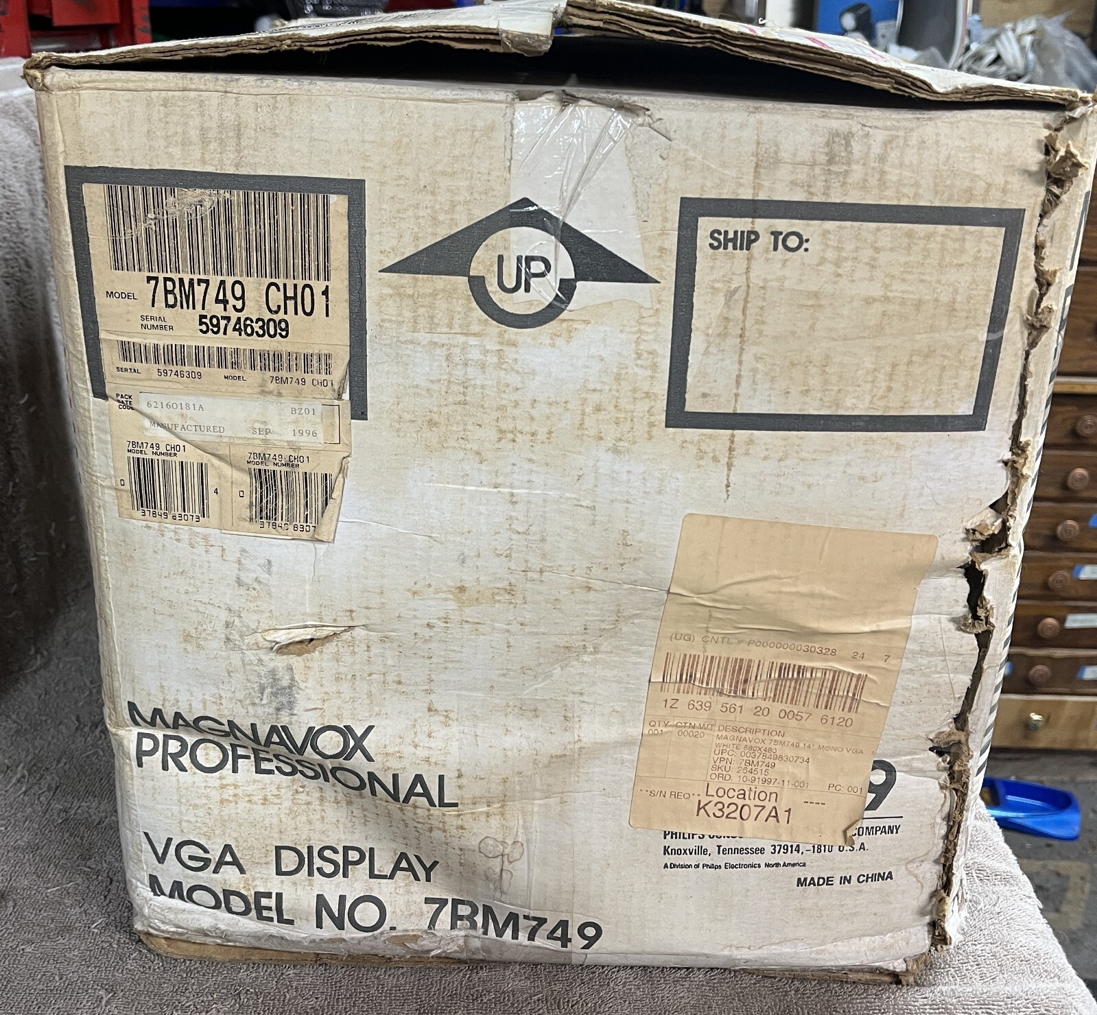 Vintage Magnavox 7BM749 CH01 - VGA Professional Display Monitor - New In Box