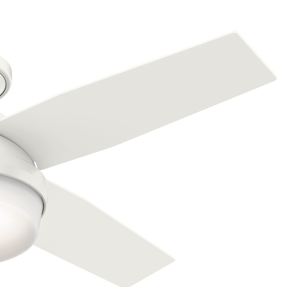 Hunter Fan 44 in Low Profile Fresh White Indoor Ceiling Fan w Light Kit 4 Blade