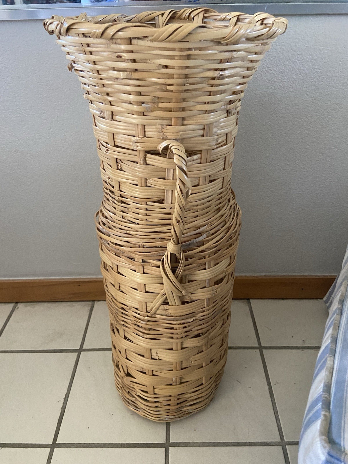 Vintage Boho Cane WalkingStick Umbrella Entryway Decoration Accent Wicker Rustic