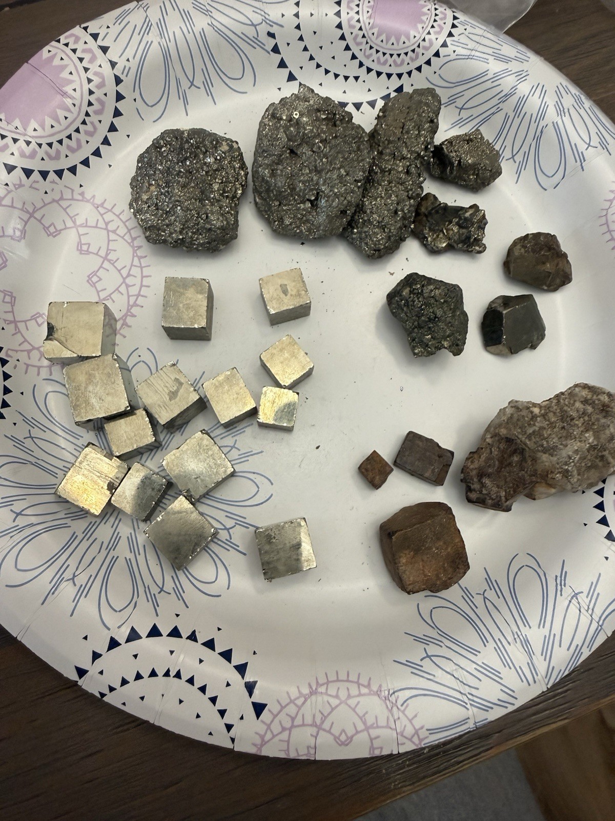 almost 1lb mixed pyrite cubes limonite after pyrite lot 2