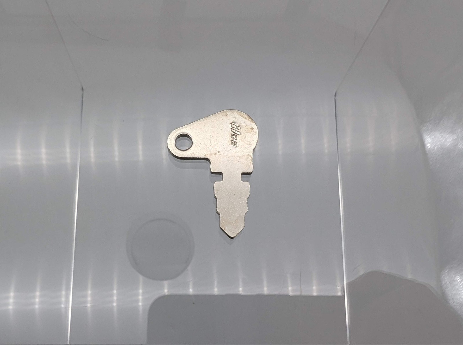 10x Ilco 1147 Precut Keys for Some Massey Ferguson Yard Tractors