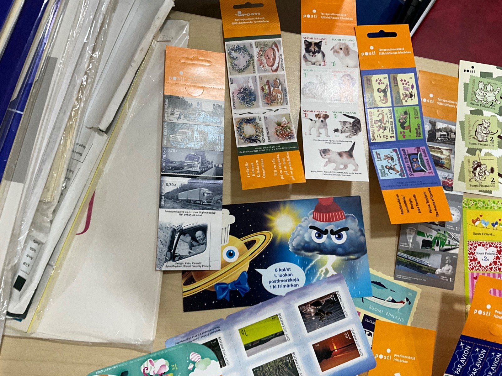 Finland MNH Stamps modern sheets booklets 100 different items @3*