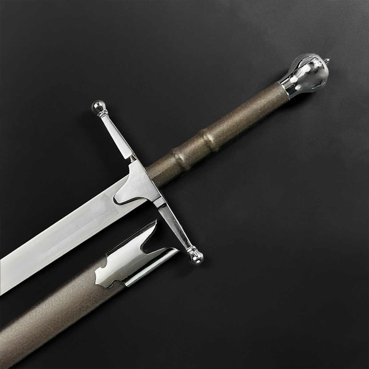 44" William Wallace Medieval Scottish Claymore Sword With Scabbard