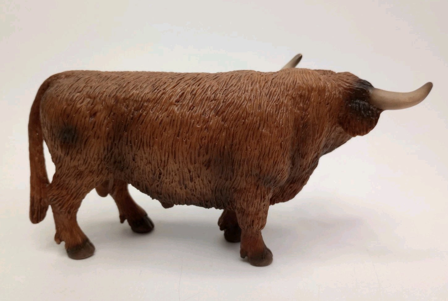 Lot of 5 Schleich Bull/Cow Figurines Germany made in China 1/20th Scale