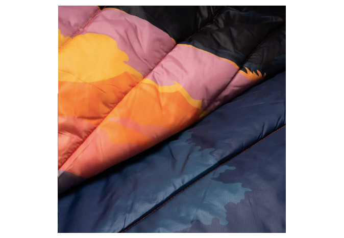 Rumpl Great Smoky Mountains National Park Puffy Blanket Limited Edit Sewn Patch