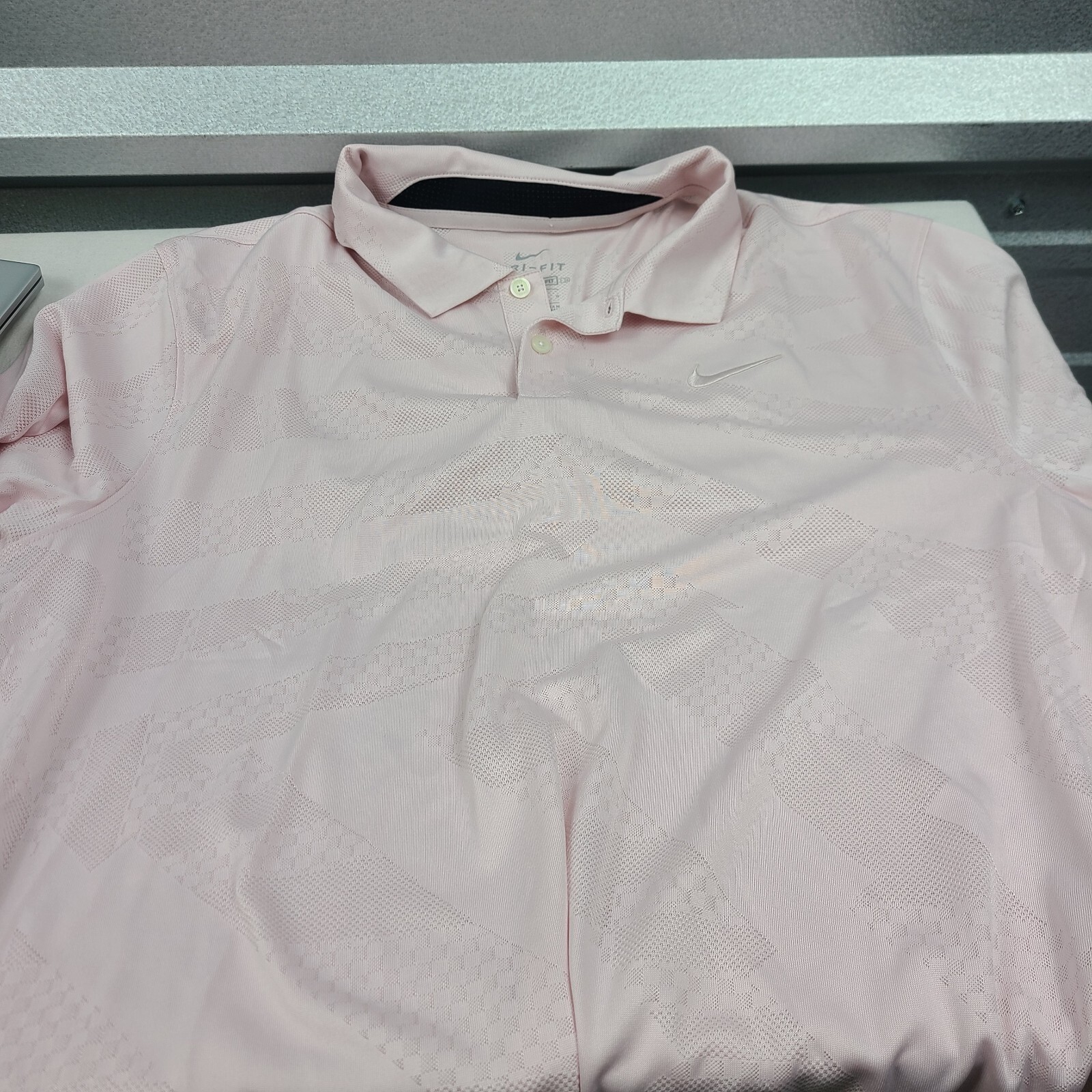 Nike Mens Dri-FIT Vapor Polo Golf Shirt Size Large Light Pink CK5924-699