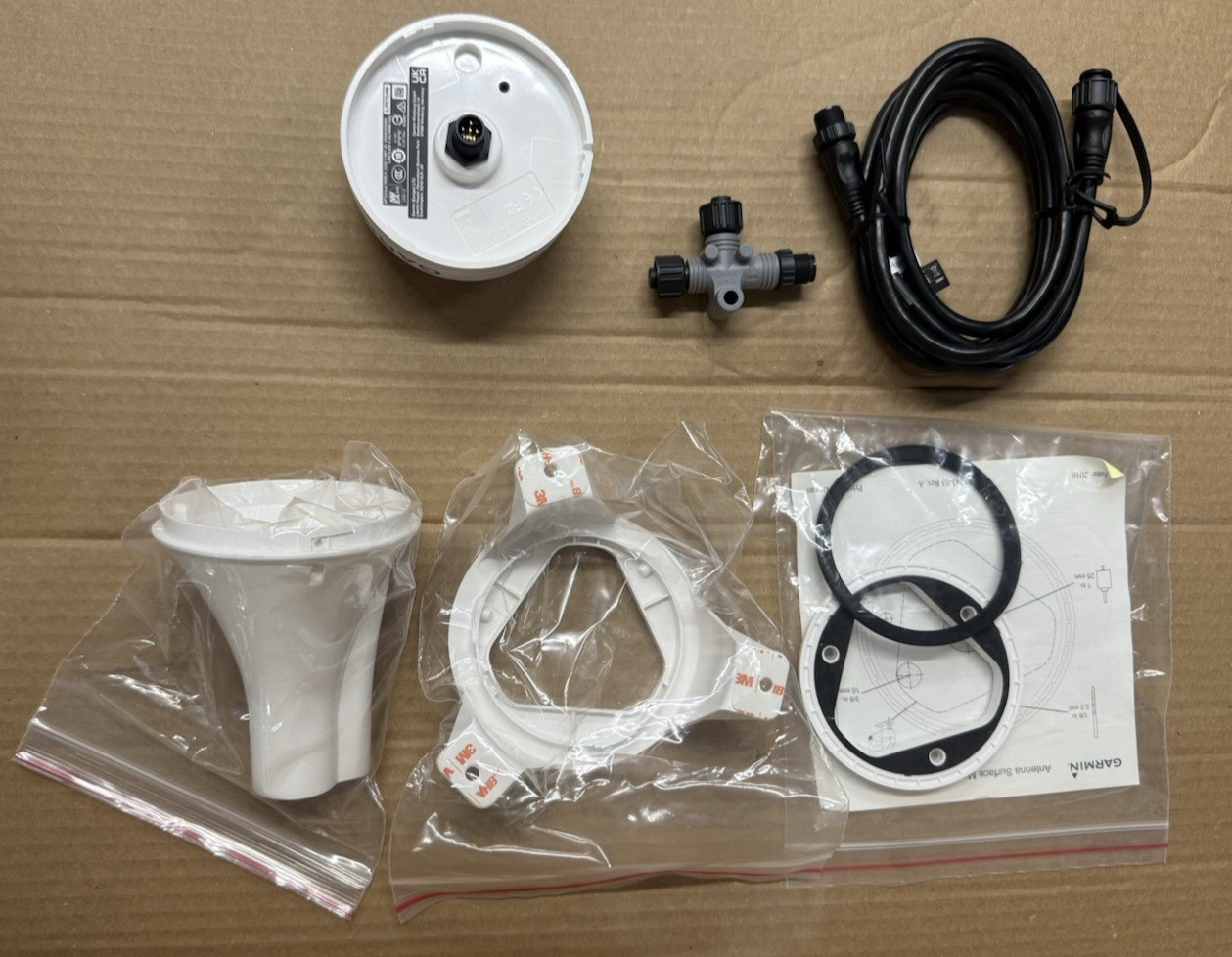 Garmin GPS 24xd GPS Antenna w/ Heading Sensor - NMEA 2000, 010-02316-10