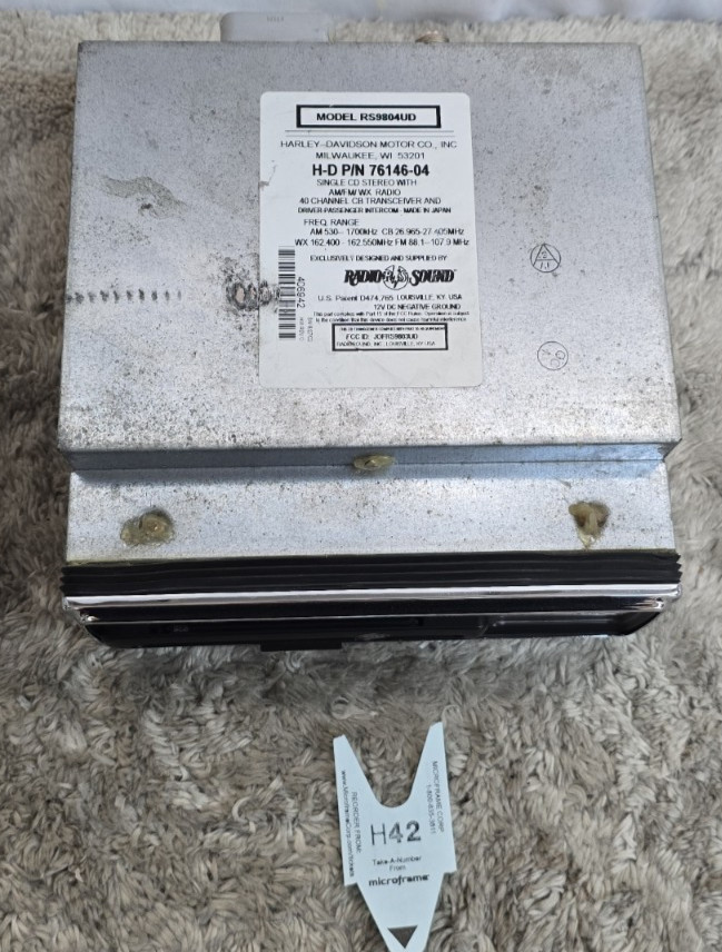 Harley Davidson Radio Touring CB CD 76146-04 04-06