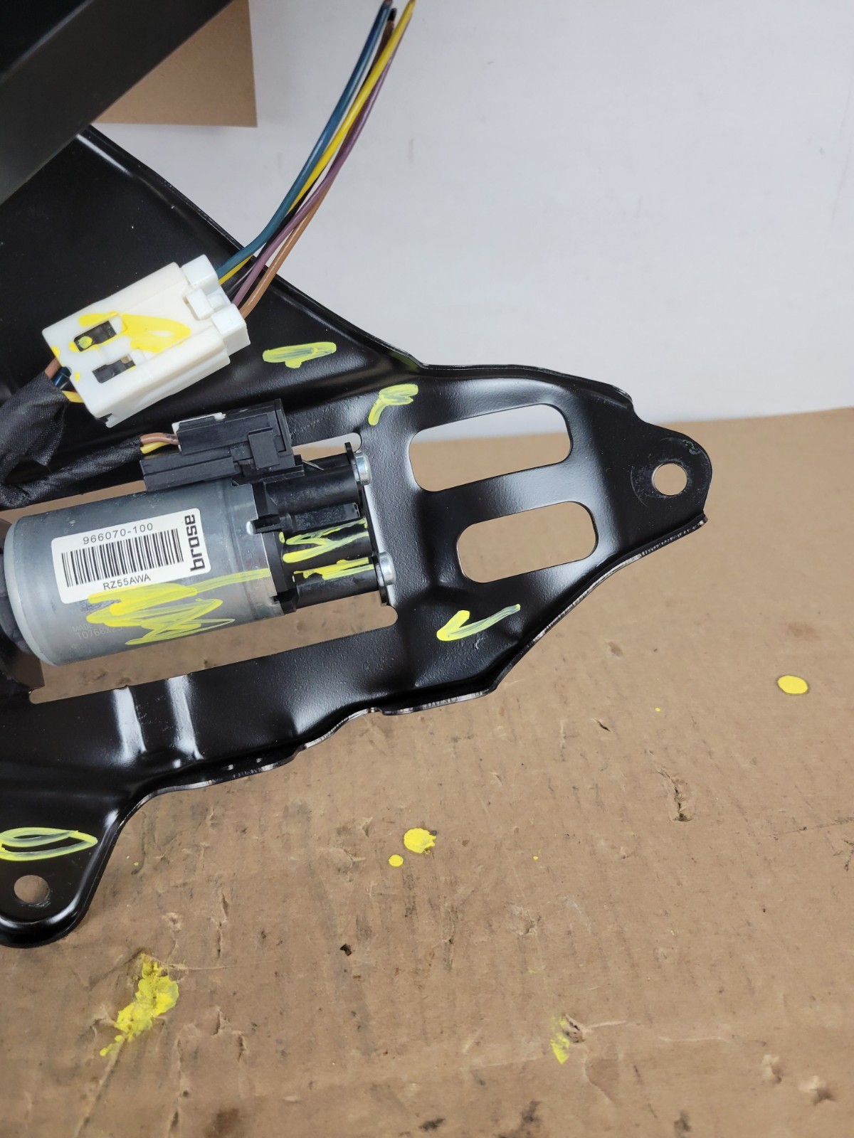 2009-2013 INFINITI G37 Convertible Top PASSENGER SIDE FOLDING PARCEL SHELF FLAP