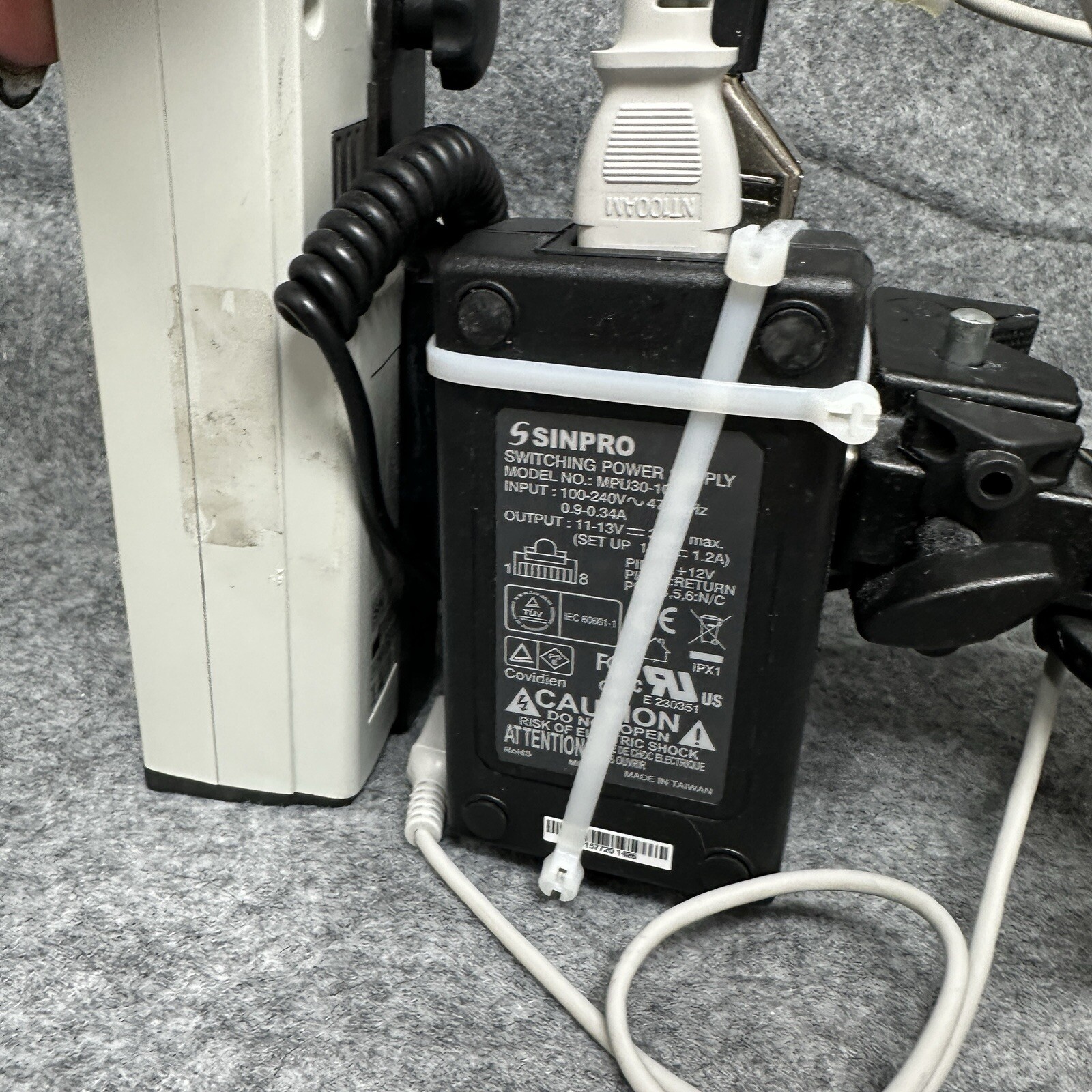 Microstream ETCO2 Capnograph Oridion Microcap Monitor With Mount With Adapter