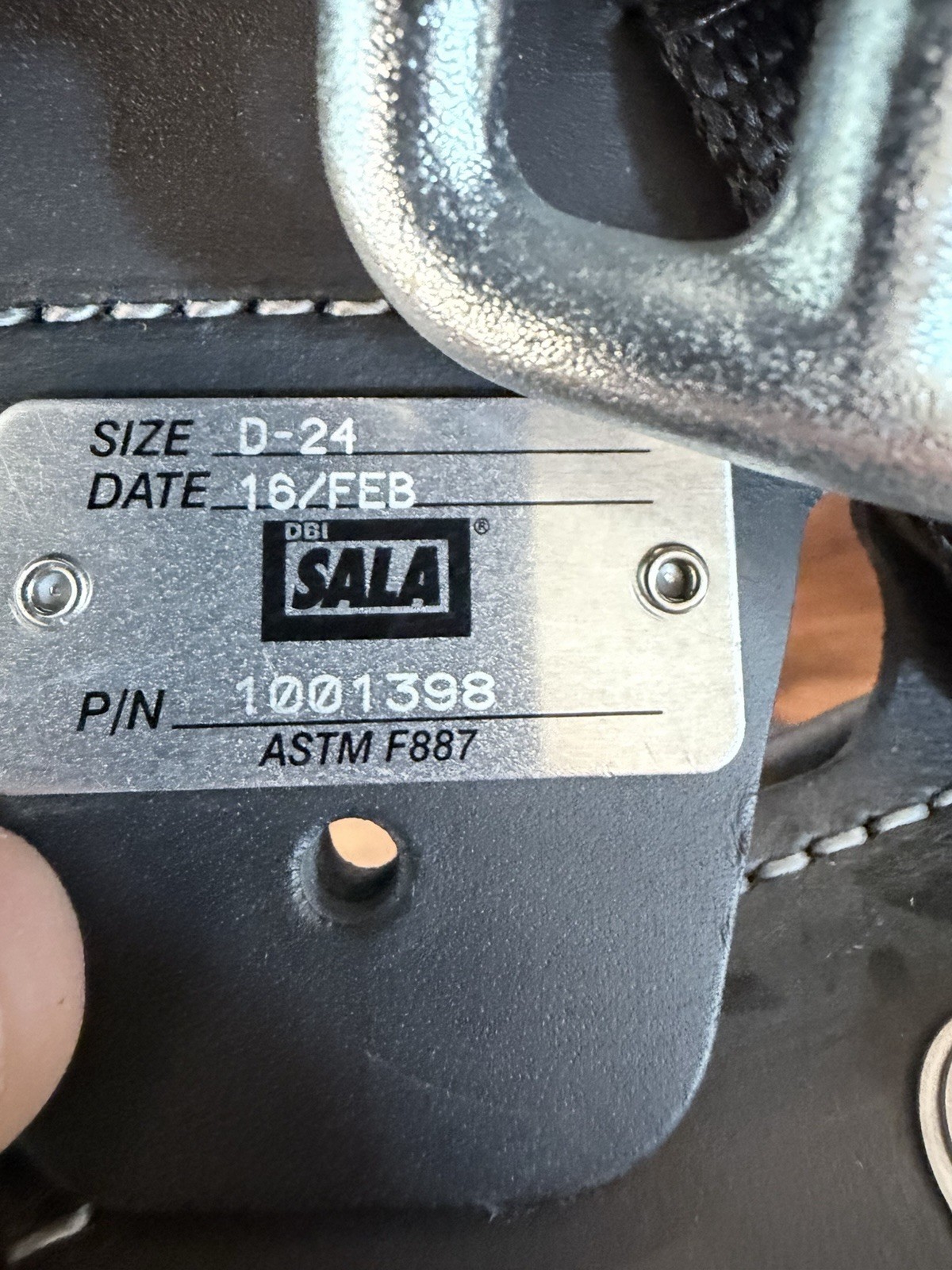 DBI-Sala Lineman Tongue Buckle Climbing Belt With Contoured Seat Pad (Size D24)