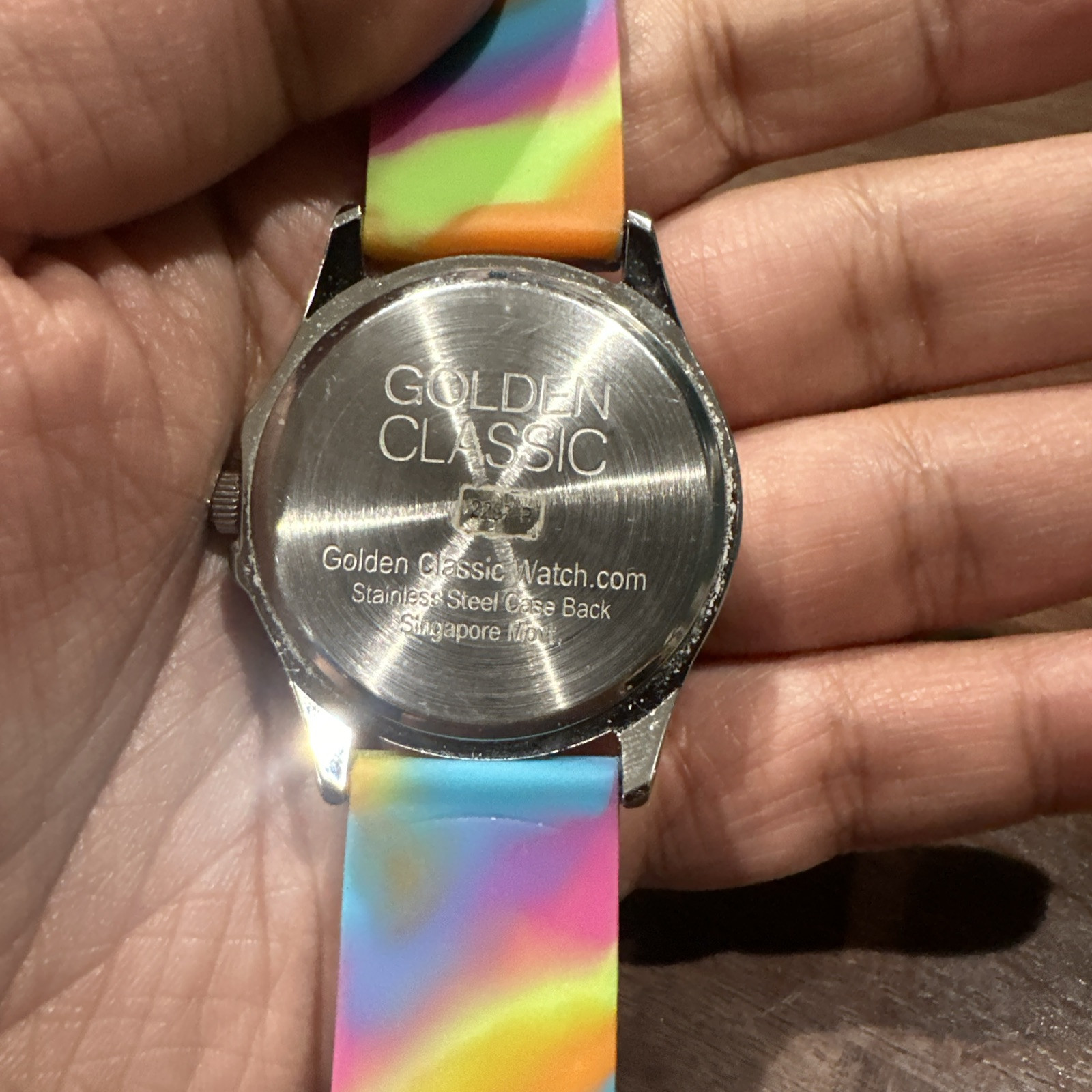 Working 38mm Golden Classic Multicolor Silicone Watch Quartz Crystals Bezel Face