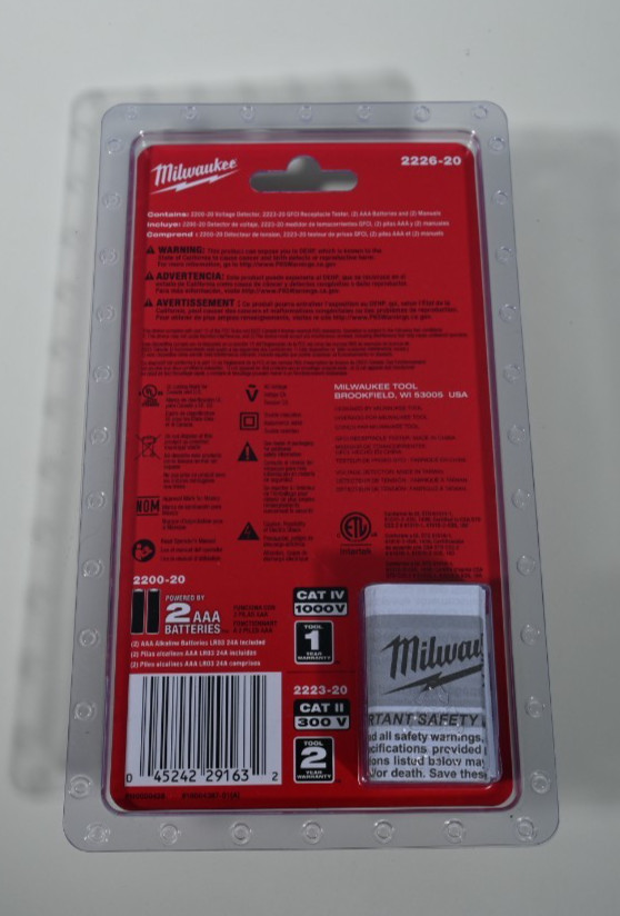 Milwaukee GFCI Receptacle Tester & Voltage Detector 2226-20 - New & Sealed