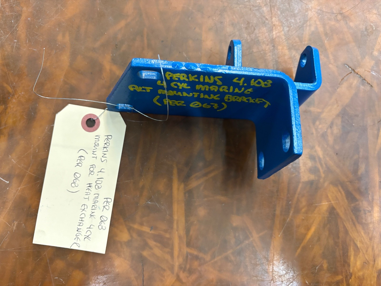 PERKINS 4.108 4CYL ALTERNATOR MOUNTING BRACKET. GOOD CONDITION