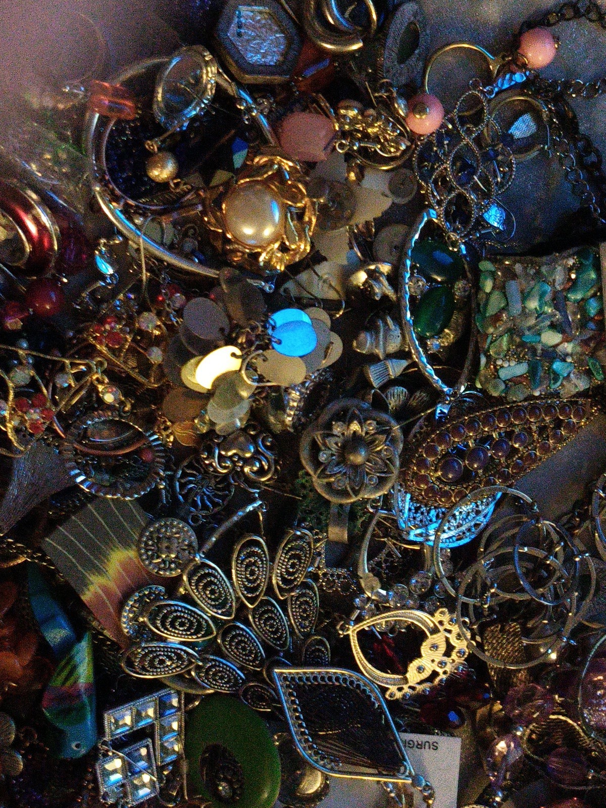 1+Lbs Fashion Jewelry Lot Vintage/Now Assorted Variety +Styles Random Selection
