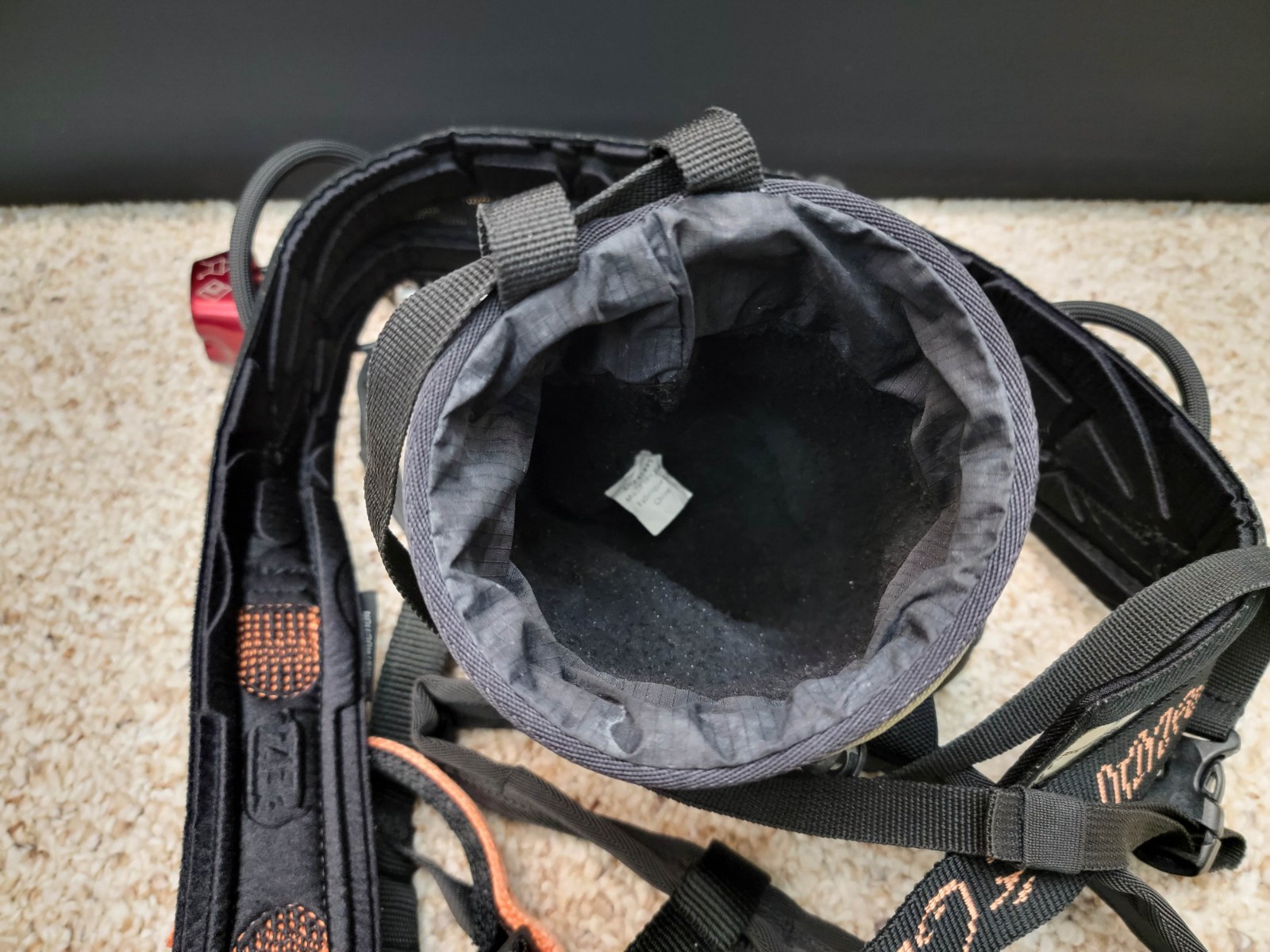 PETZL (France) Crolles Size Small Climbing Harness BD Belay Carabiner Chalk Bag.