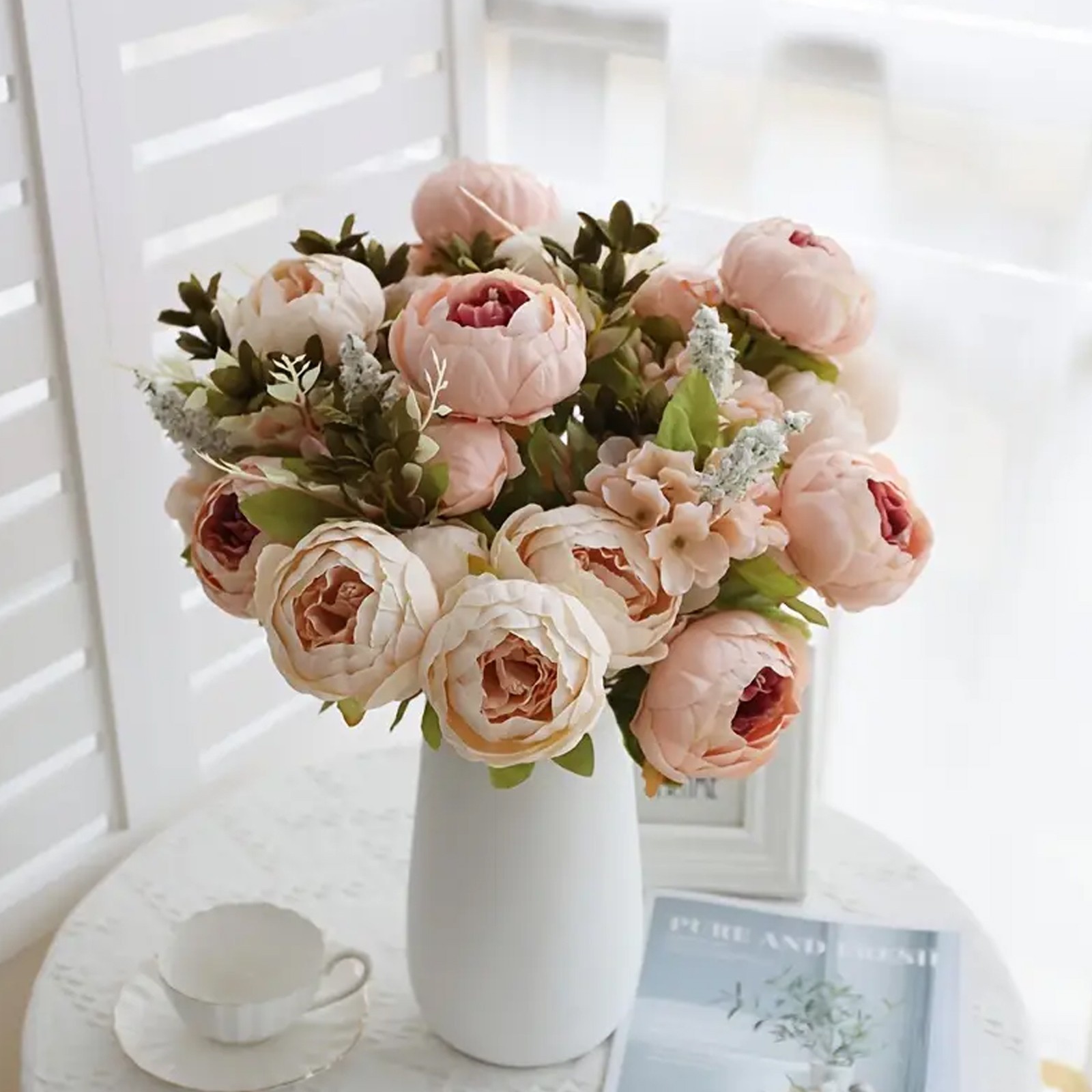 A bouquet of European-style faux peony silk flowers for home decor