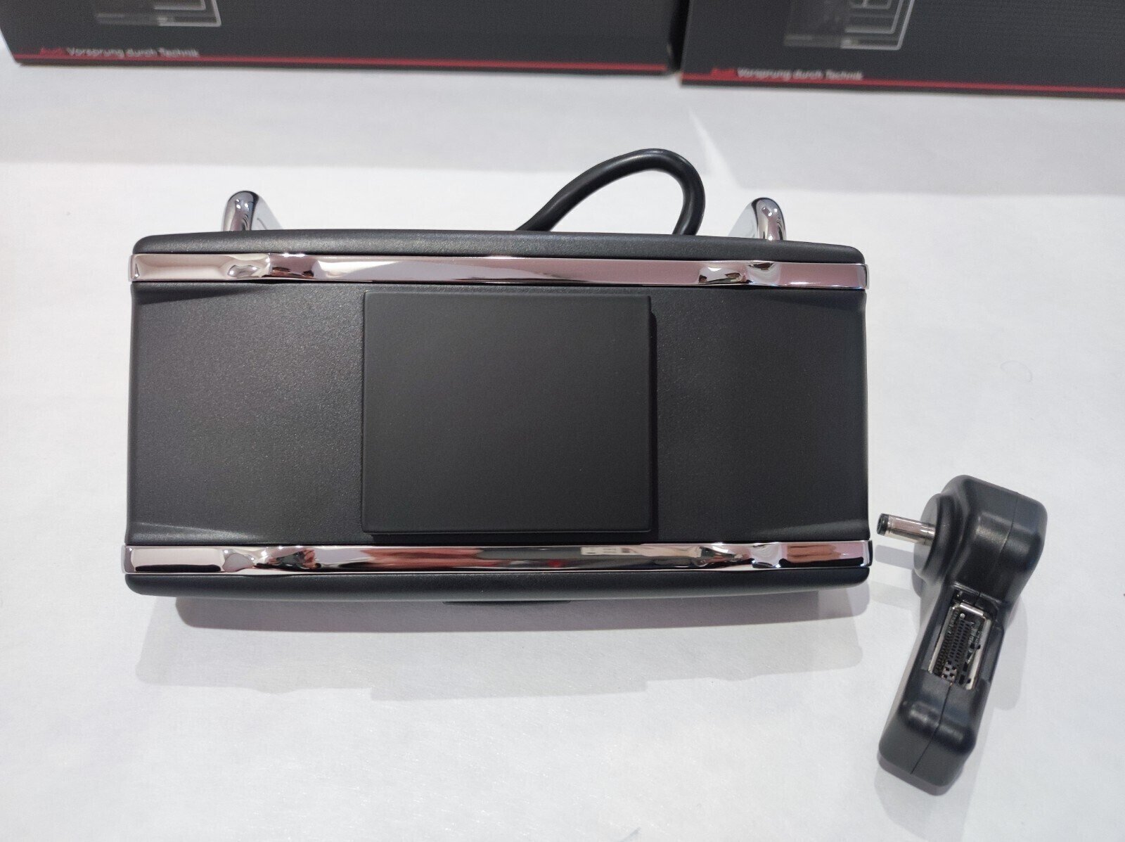 Audi Set of 2 Entertainment Player Android 4 Tablet + Holder PC 4M0051700F