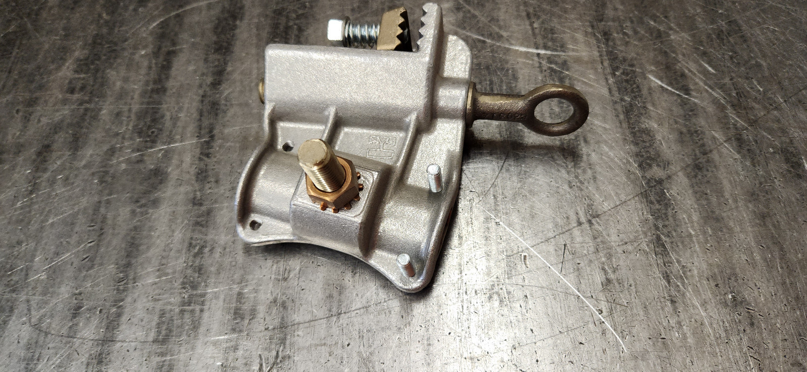 Hastings 9153CC 9153 Serrated 1-1/2" Tower & Flat Face Ground Clamp Eye Handle