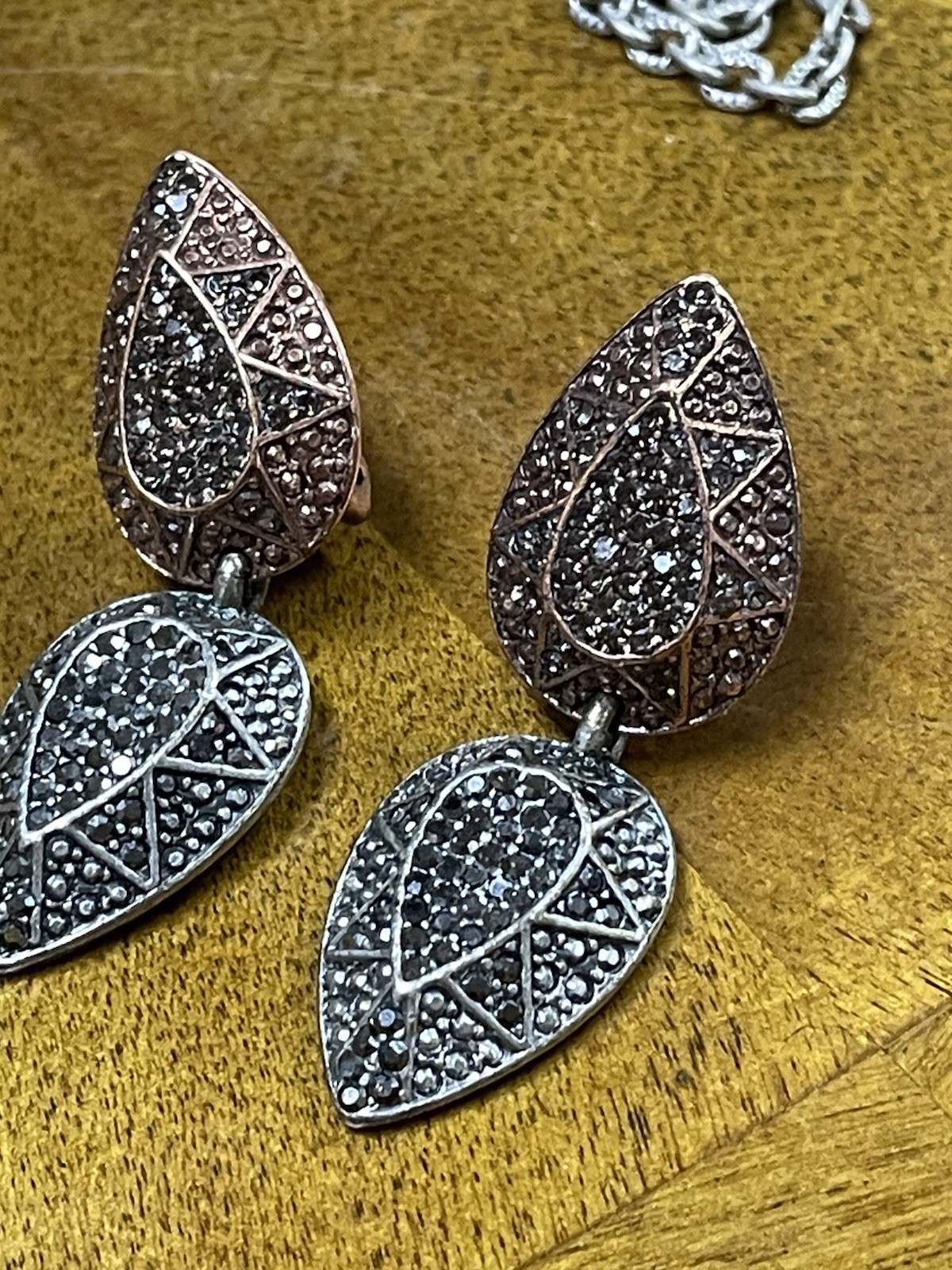 Heidi Klum Signed Jewelry Lot. 2 Necklaces & 2 Pr Earrings