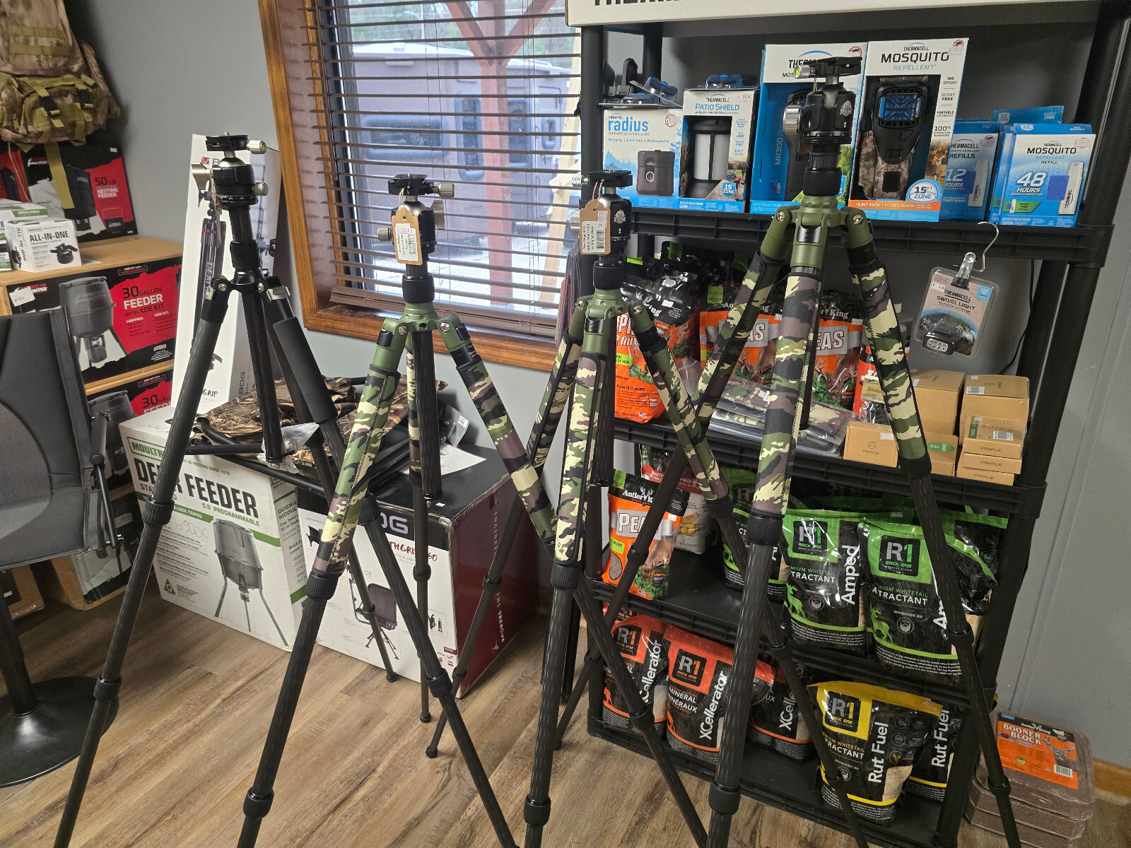 Predator Hunting Tripod Carbon Fiber Arca Mount 1/2 Cost of Traverse or Two Vets